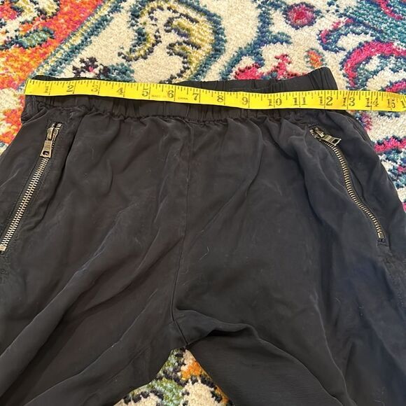 Young fabulous and broke black joggers with zipper pockets size small - Picture 5 of 7